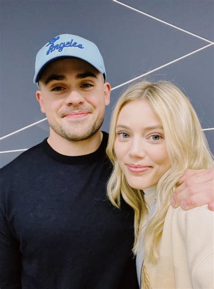 Dacre Montgomery Sister Saskia Montgomery Is His Favorite Person