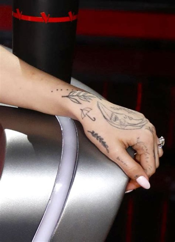 How Many Tattoos Does Melissa McCarthy Have? Were Her Hand Tattoos On Ellen Real?