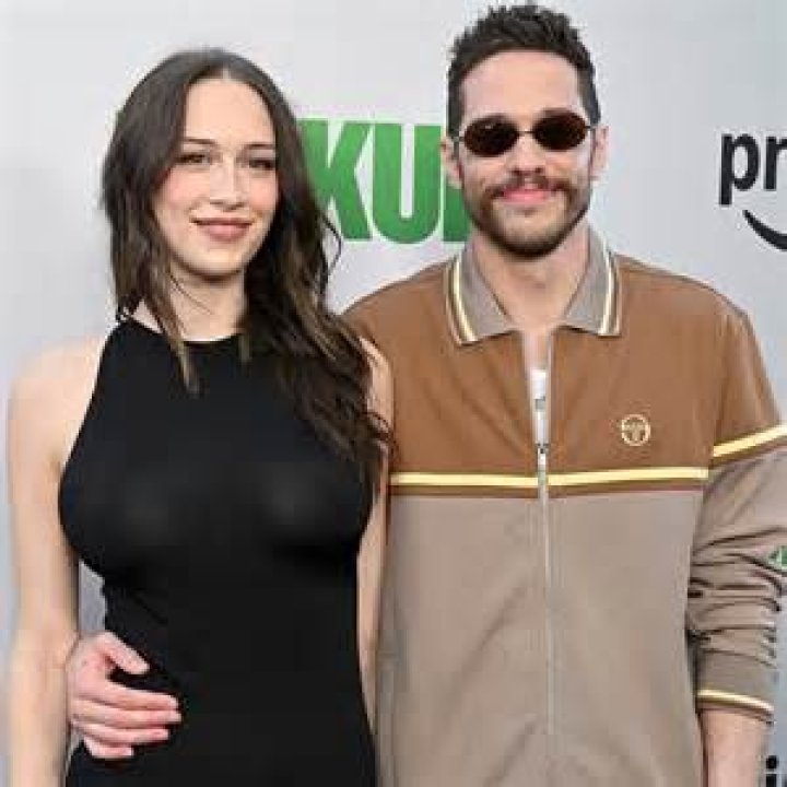 Is Pete Davidson Gay? Let’s Find Out His Real Sexuality!