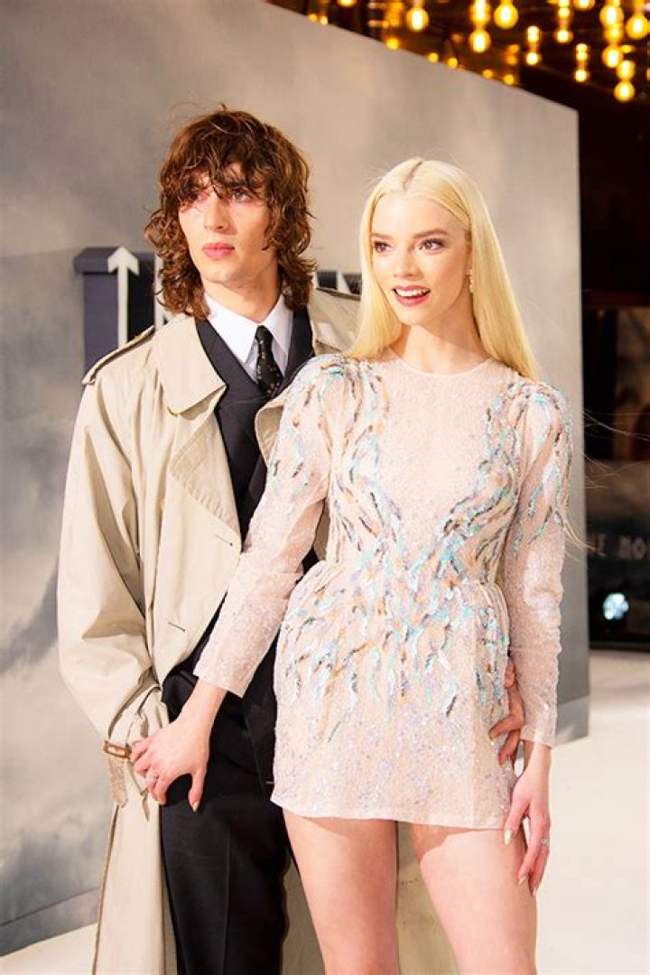 Katy Humpage: Who is the husband of Katy Humpage? Net worth 2023, Salary, Relationship, Husband, Married Life, Children, Height, Weight, Bio, Wiki