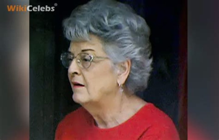 Lydia Hull Height, Weight, Net Worth, Age, Birthday, Wikipedia, Who, Nationality, Biography