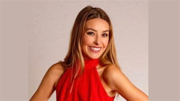 Olivia Castanho Height, Weight, Net Worth, Age, Birthday, Wikipedia, Who, Nationality, Biography