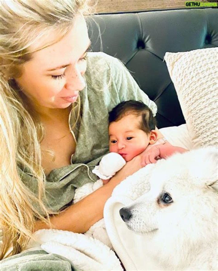 Phoenix Raei Wife Kate Lister Is A Mother Of New Born Baby Girl Odeya