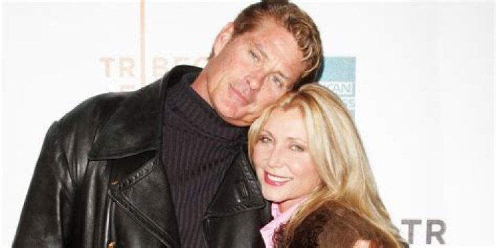 Renee Suran Height, Weight, Net Worth, Age, Birthday, Wikipedia, Who, Nationality, Biography