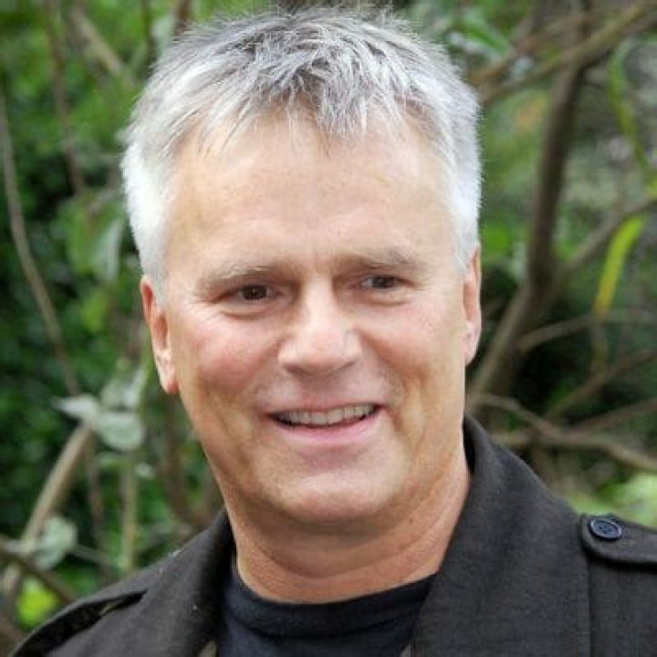 Richard Dean Anderson Net Worth | How Rich Is He | Lifestyle And Career Highlights
