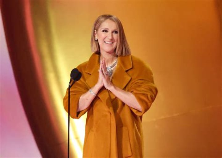 Rosa Walton – Singer, Songwriter | When did she start singing? Wiki, Age, Height, Net Worth, Relationship, Ethnicity