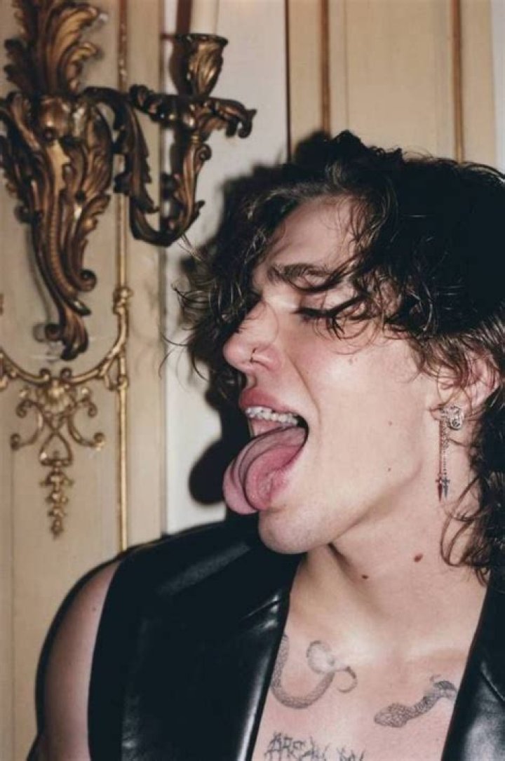 Vinnie Hacker Height, Weight, Net Worth, Age, Wiki, Who, Instagram, Biography